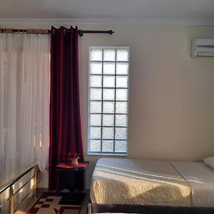 Bed & Breakfast 53